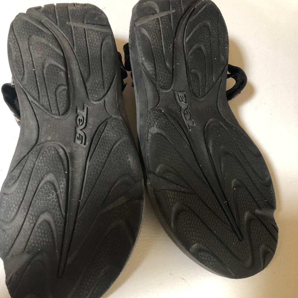 Teva - Picture 3 of 4